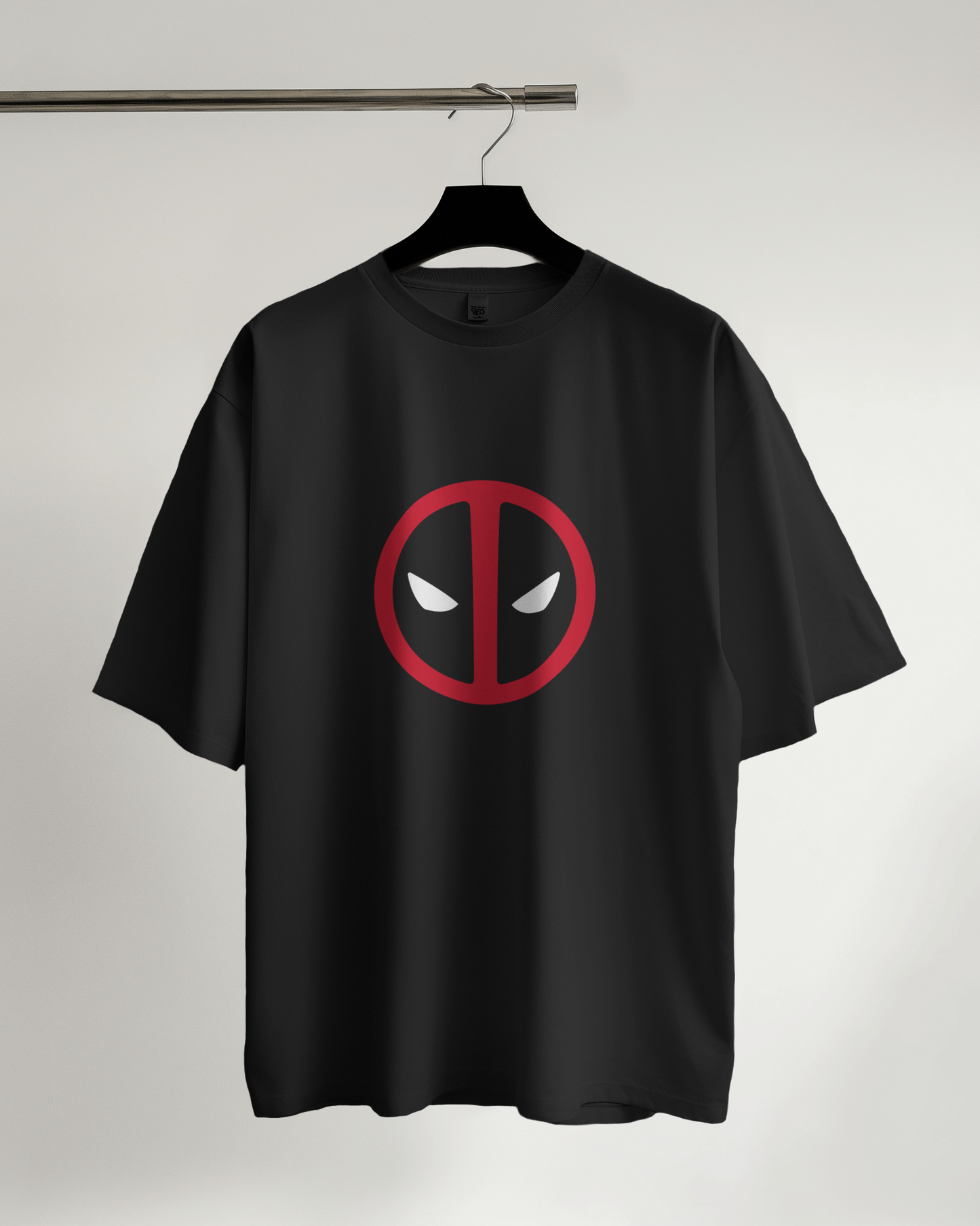 Unisex Oversized Classic T-Shirt - Deadpool Eye