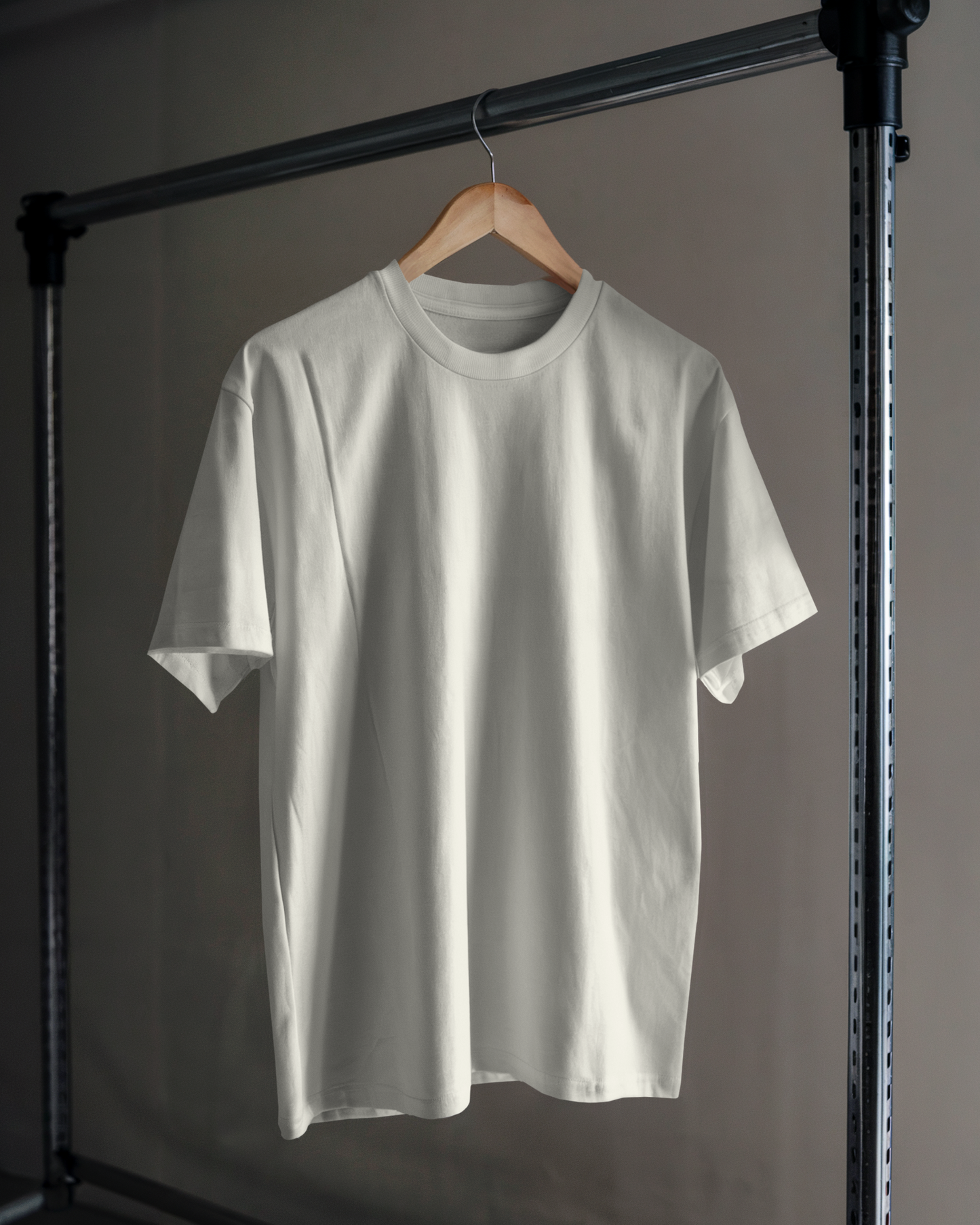 Men Classic Crew T-Shirt Off White
